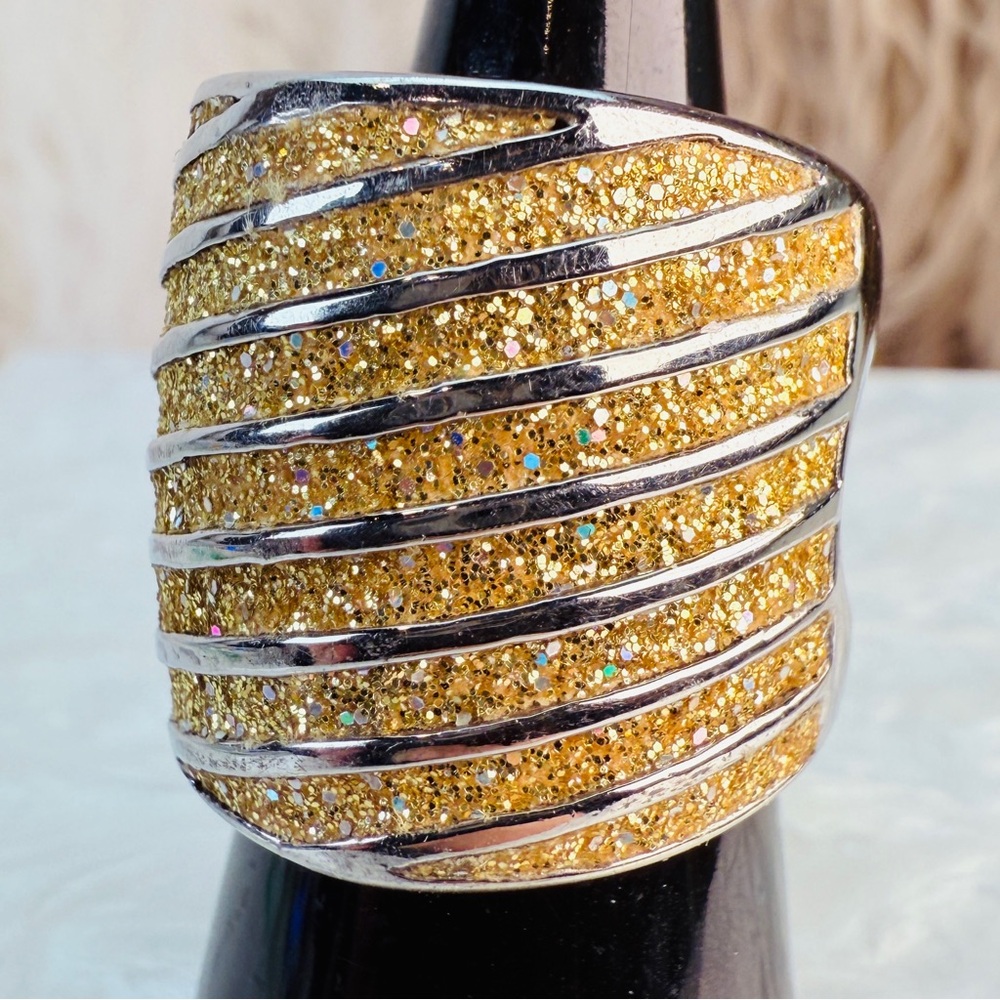 Vintage Weighted Silvertone Large Statement Band … - image 1